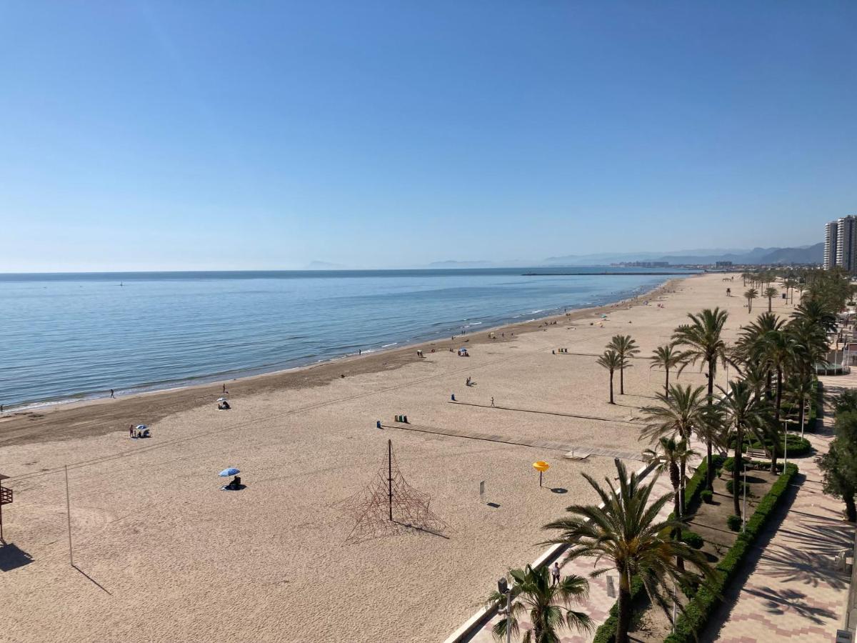 Beachfront And Renovated Apartment 쿠엘라 외부 사진